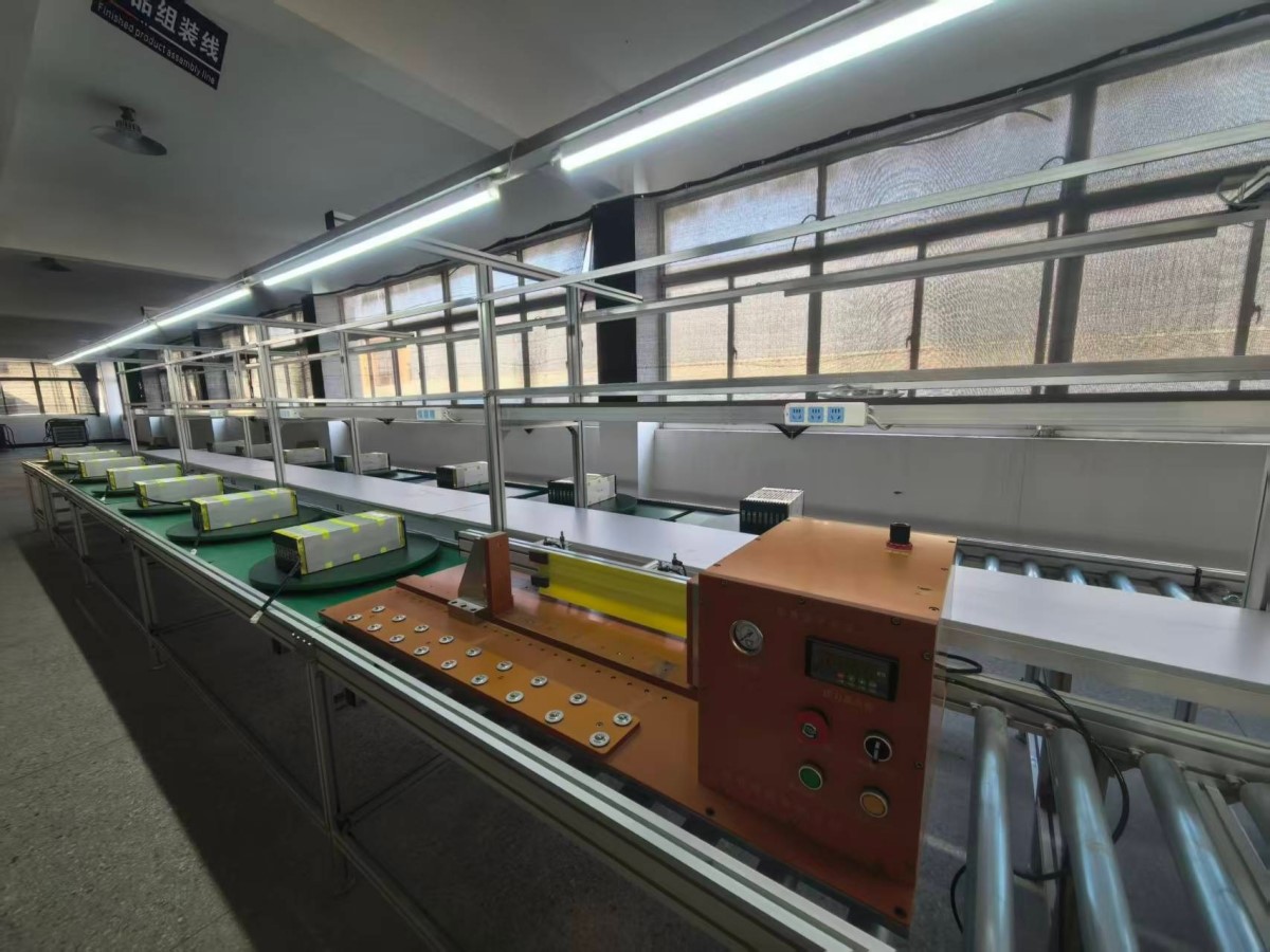 eab6512a-fabb-44b8-8f8b-b5ef25e3edd3 eab6512a-fabb-44b8-8f8b-b5ef25e3edd3